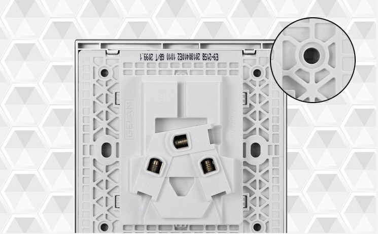 母線對(duì)墻壁開(kāi)關(guān)插座重要性